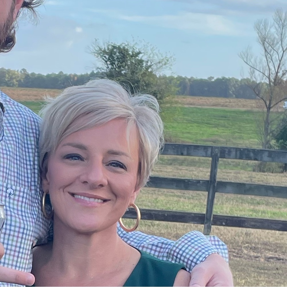Meet your Posher, Joni